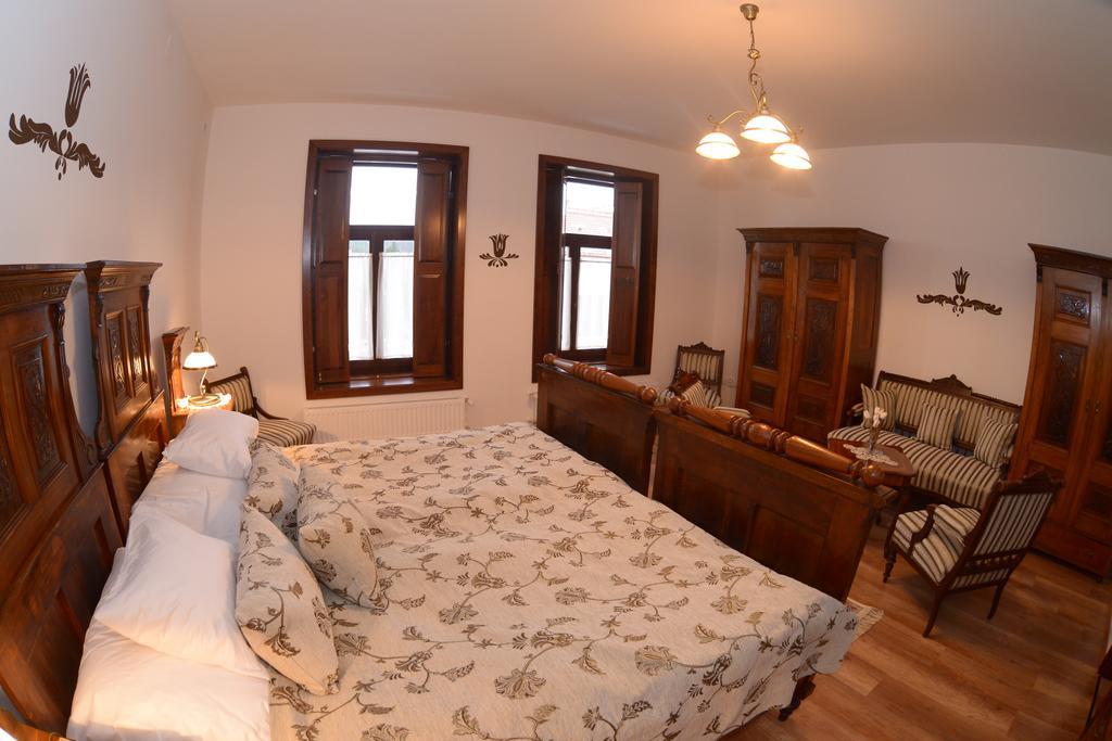 Hotel Levendula Porta Es Pajtaszinhaz Orfű Zimmer foto