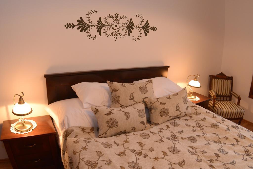 Hotel Levendula Porta Es Pajtaszinhaz Orfű Zimmer foto
